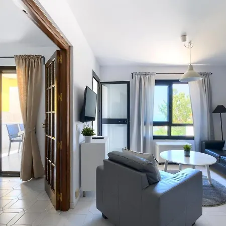 3 Pool View, Terrace, Garden * Benalmadena