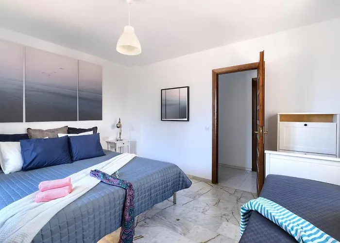 3 Pool View, Terrace, Garden Lejlighed *