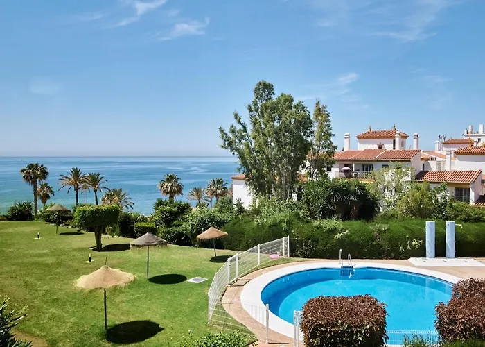Lejlighed 3 Pool View, Terrace, Garden Benalmádena